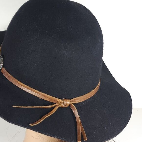 Frye Women's Size Medium /Large Black Wool Felt Brown belt Fedora Hat - Picture 11 of 13
